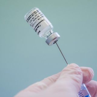 Decomisan miles de dosis falsas de la vacuna Sputnik V en Campeche