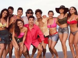 El elenco está conformado por Sara Corrales, Ramiro Fumazoni, Carlos Contreras, Damiana Bejarano, Palmeira Cruz, Víctor Varona, Paulina de Alba y Francisco Gattorno, entre otros. INSTAGRAM / sugarbabylaserie