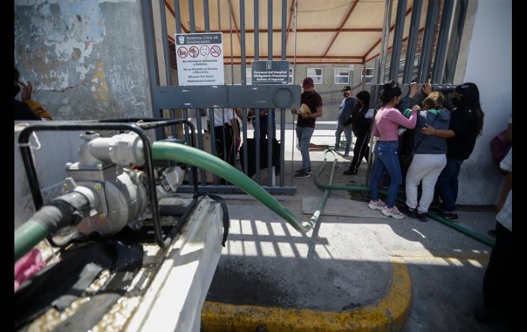 Aunque no hubo suspensiones de cirugías, sí hubo retrasos en los procesos de hemodiálisis debido a la falta de agua. EL INFORMADOR/F. Atilano