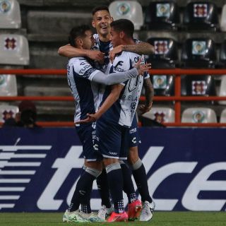Pachuca le pega en casa a los Tigres