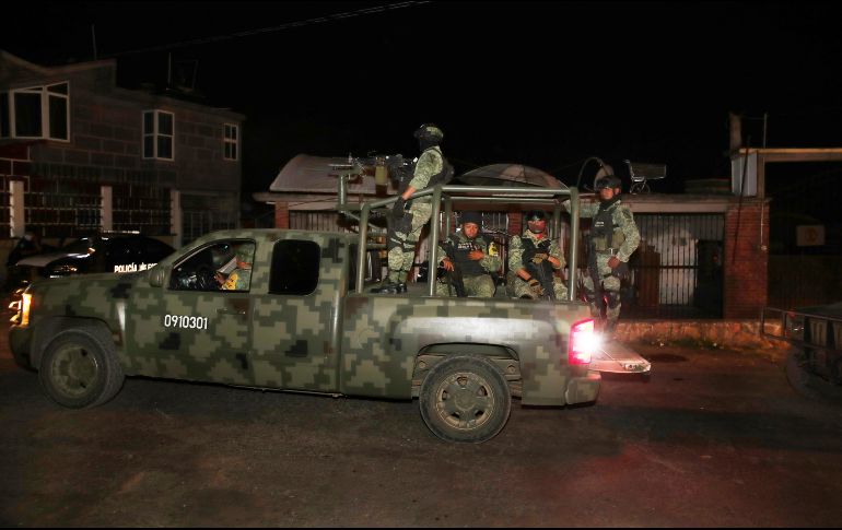 Este jueves, una emboscada del crimen organizado dejó al menos 13 policías muertos que patrullaban en el municipio de Coatepec Harinas del Estado de México. AP / M. Ugarte