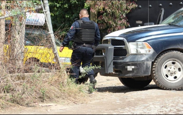 Agentes investigadores aseguraron el taxi en el cruce de las calles Hacienda la Herradura y Joaquín Amaro, en la colonia Oblatos. ESPECIAL / ARCHIVO