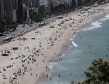 La tasa de ocupación de camas de UCI en Río es de 95%, por lo que se anunciaron restricciones en la zona, altamente turística. EFE/ARCHIVO