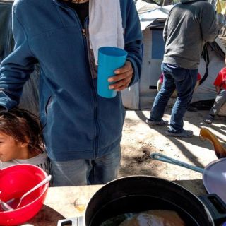 EU regresa a migrantes a Ciudad Juárez ante riesgos para la salud