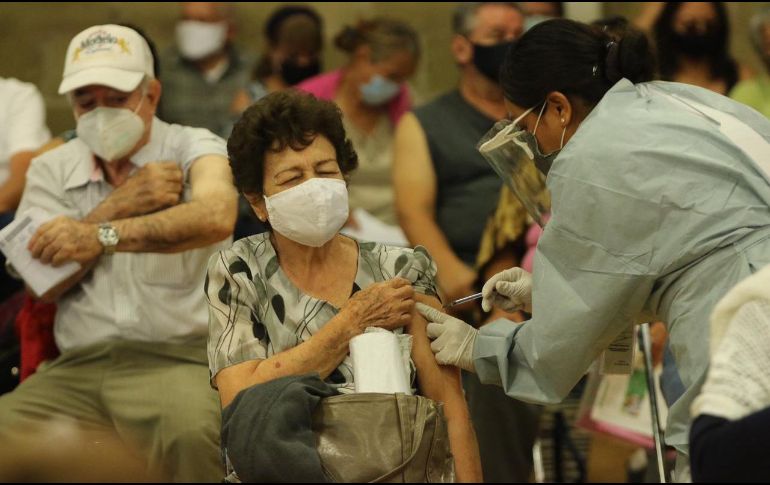 La medida es para evitar aglomeraciones y exponer a los adultos mayores. SUN / ARCHIVO