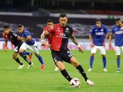 DE PENALTI. El delantero rojinegro hizo el segundo gol en la derrota del sábado ante La Máquina. IMAGO7