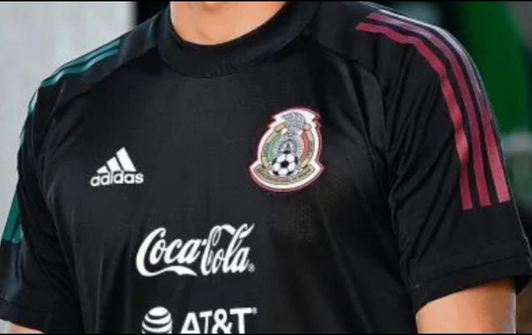 De acuerdo con Adidas, el nuevo jersey de la Selección Nacional de México está inspirado en el arte textil. AIMAGO7