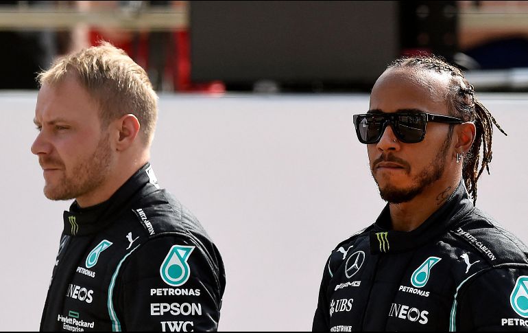 Valtteri Bottas y Lewis Hamilton con Mercedes. AFP / ARCHIVO