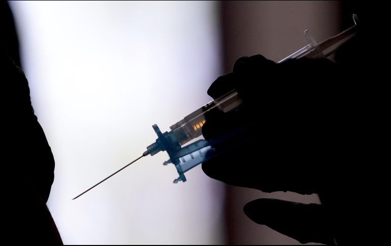 El caso podría estar relacionado con las falsas dosis de Sputnik V decomisadas la semana pasada. AFP/W. McNamee