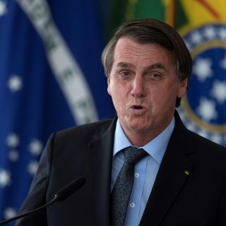 Con cacerolazos, brasileños rechazan mensaje por COVID-19 de Bolsonaro