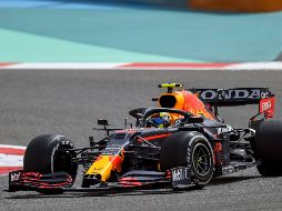 El debut de ''Checo'' Pérez con Red Bull será en el circuito de Sakhir, donde se llevaron a cabo las pruebas de temporada de la F1. AFP / ARCHIVO