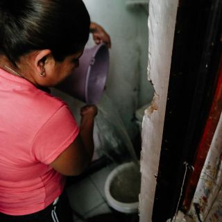 Enferman por falta de higiene ante desabasto de agua en Tlaquepaque Centro