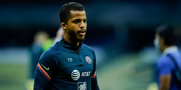 Giovani dos Santos could return to Europe