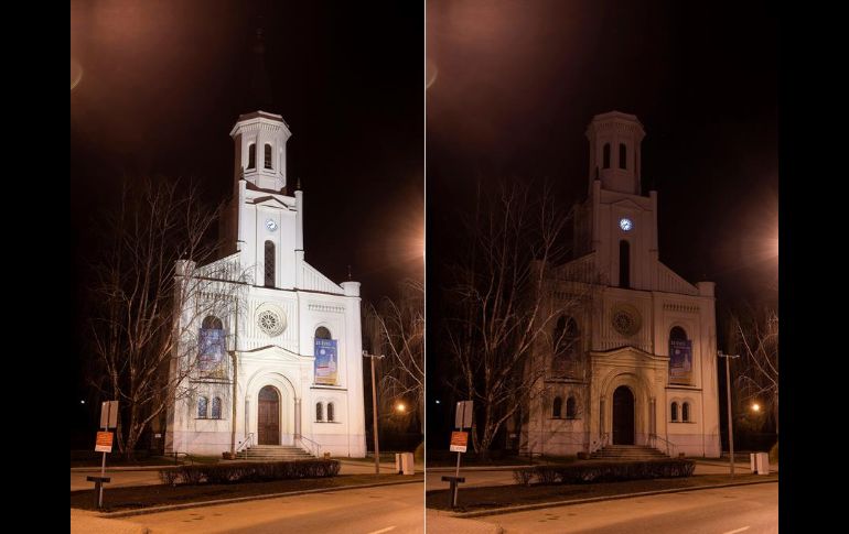Así luce la iglesia de Nyiregyhaza, en Hungría, tras apagar todas sus luces. EFE/A. Bazzals