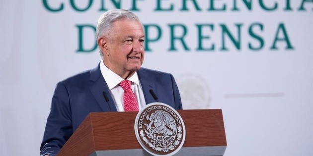 AMLO: gracias a la democracia, el pueblo tiene las riendas del poder