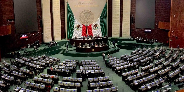 Diputados presentan segunda impugnaci&oacute;n por la Ley El&eacute;ctrica