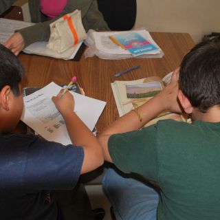 Aumentan apoyos para hijos de víctimas de feminicidio