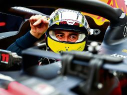 SATISFECHO. Checo terminó tranquilo con el resultado de ayer en Bahréin y destacó que pudo sumar más kilómetros a bordo del RB16B. RED BULL CONTENT POOL• M. Thompson