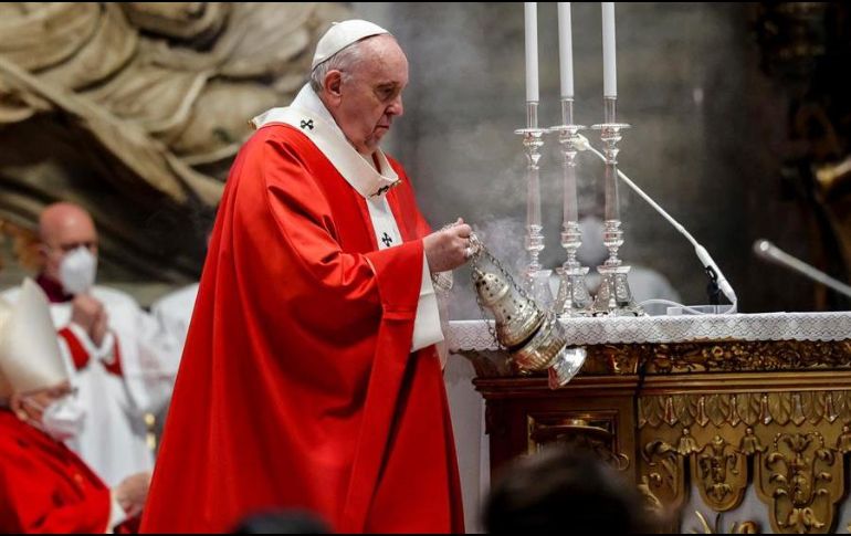 El Papa Francisco ha reiterado su compromiso de imponer sanciones más duras a sacerdotes acusados de pederastia. EFE/G. Lami