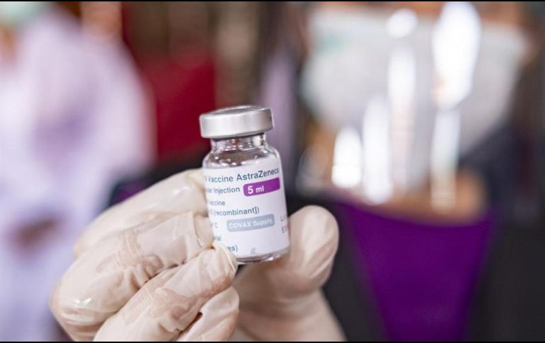 Canadá está recibiendo dos versiones de la vacuna: una producida por AstraZeneca y otra por el Instituto Serum de la India. EFE/ARCHIVO