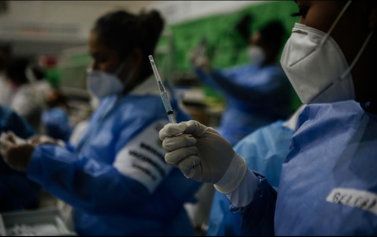 Mañana miércoles finalizará la jornada de vacunación de la primera dosis contra el COVID-19 a adultos mayores de Guadalajara. EL INFORMADOR/ARCHIVO