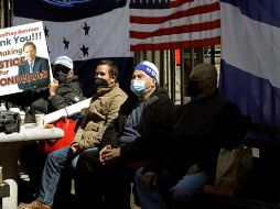 Cientos de personas se congregaron a las afueras de la Corte de Nueva York para exigir el máximo castigo de ley contra 