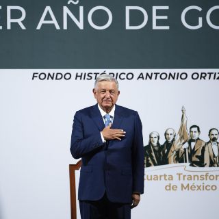 Convierte AMLO primer informe de 2021 en una oda al Ejército