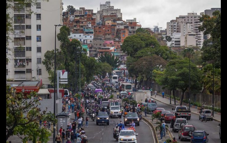 Por segundo año se prohibió la tradicional aglomeración frente la Basílica de Santa Teresa, en el centro de Caracas, y la imagen fue trasladada a bordo del 