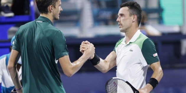 Miami Open 2021: Bautista vence al favorito Medvedev en Cuartos