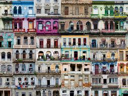 ARTE. Collage de fotos del paisaje urbano de La Habana, el primer NFT subastado por un artista residente en Cuba. AP