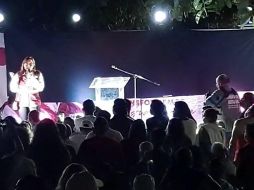 Se tenía previsto comenzar con un evento presencial en la colonia Clemente Orozco de ese municipio, mismo que fue iniciado por la delegada de Morena en Jalisco, Yeidckol Polevnsky. ESPECIAL