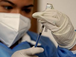 Esta semana llegarán a Jalisco 107 mil 820 vacunas, pero aún no se define para qué municipios. AFP/ARCHIVO