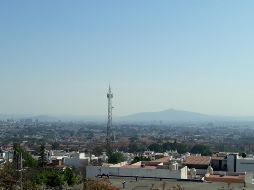 La contaminación en la ZMG esta mañana, vista desde el Cerro del Tesoro, en Tlaquepaque. EL INFORMADOR/I. Murakami