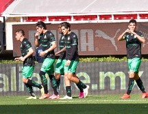 Jugadores de Santos Laguna festejan el gol. IMAGO7 / S. Bautista