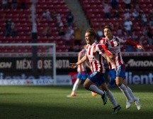 Sólo en una ocasión de sus últimos cinco juegos Chivas y Cruz Azul han repartido los puntos, y ese partido tuvo lugar en el Apertura 2019. EFE / F. Guasco