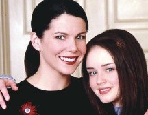 La serie de Gilmore Girls salió en 2000 y contó con siete temporadas. ARCHIVO