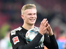 RUMORES. El ariete noruego está en la mira de grandes clubes y parece dispuesto a abandonar Dortmund en busca de seguir creciendo como profesional. ARCHIVO