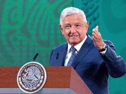 AMLO dijo que la enfermera se puso nerviosa porque la estaban grabando. EFE / Presidencia de México