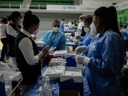 Será la Federación la que determine los grupos prioritarios a inmunizar en la siguiente etapa. ESPECIAL / ARCHIVO