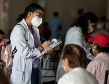Hoy se aplicaron 6 mil 750 vacunas contra el COVID-19 en la Zona Norte de Jalisco. EFE/M. Sierra