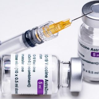 COVID-19: ¿Recibiste la vacuna de AstraZeneca?, conoce los síntomas de alerta