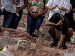 Casi un tercio de las muertes reportadas este jueves ocurrieron en Sao Paulo. EFE/A. Lacerda