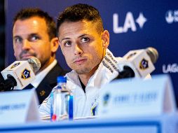 Claudio Sauárez opina que ''Chicharito'' también debe de cuidar muy bien sus actitudes, pues se habla que el grupo ya no lo ve de buena forma. IMAGO7