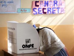 En las elecciones, los ciudadanos elegirán a un presidente, dos vicepresidentes, 130 congresistas y cinco representantes en el Parlamento Andino. EFE/ARCHIVO