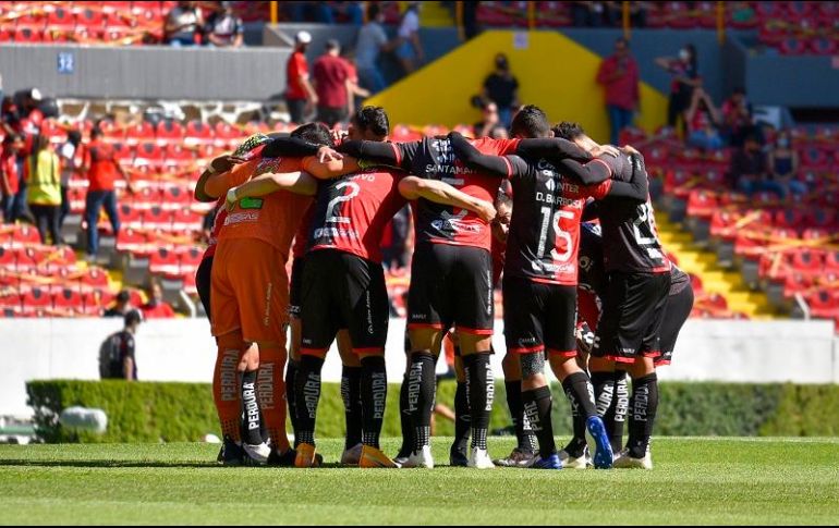 El Atlas aportó su granito de arena para honrar a las víctimas del virus. IMAGO 7/S. Bautista