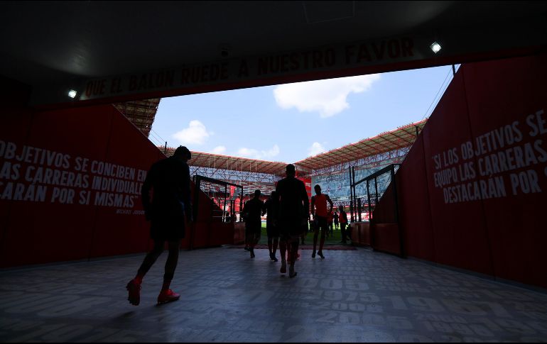 Jugando como locales, los Diablos Rojos han mostrado hegemonía sobre los Rayados. IMAGO/A. Suárez