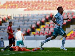 Vargas tirado y Santamaría incrédulo, tras el tercer gol de La Fiera. IMAGO7