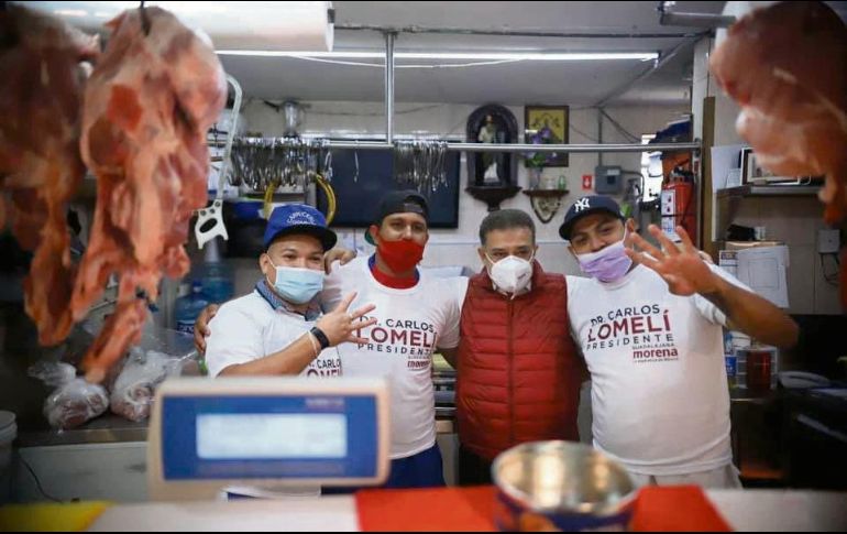 Carlos Lomelí prometió que no desaparecerán los mercados municipales. ESPECIAL