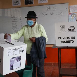 Ecuador elige presidente en segunda vuelta