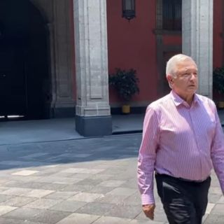 AMLO regresa a Palacio Nacional, tras gira de trabajo privada